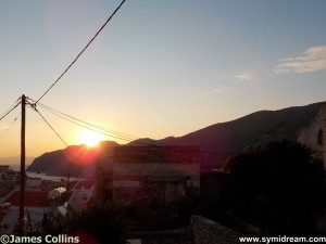 Sunday morning, the cat is up on the roof in the sun, half the housework is done, chicken is marinating in the kitchen ahead of a barbeque later and I am watching small fishing boats coming in and out of Harani down below me. The washing machine is on, I’ve checked my emails and messages, stripped the bed, put the washing up away, had a shower, hung things out to dry and am now sitting down to get ahead of myself by writing this, and it’s only 7.45.  The joys of having a loud cat.  The other night he was allowed to stay in and we avoided the 5.00 shout-out, but did have to put up with a 5.00 bedroom exploration instead. But at least I was able to stay in bed, mostly asleep, until half seven on that day. Last night we tried the same thing but this resulted in a ‘wanna go out’ shout at some deep-dark, unexplored, time of night, and so I got up to let him out. That was followed by early morning ‘I wanna come in’ shouts that finally got me out of bed at 6.30 – Neil had gone to see to his Lordship even earlier than that.  But, on the happy news side; we’ve had a good weekend so far and there’s still the children’s art class exhibition to go and view later this morning followed by the barbeque. We’re aiming for Nimborio for that but it will depend on the wind. It was blowing madly yesterday, and a bitter north wind was finding every possible crack to whistle in through in the house. There’s less wind today but it still looks cold out there.  The ear thing seems a bit better today too, though it’s still very noisy in there, but the keyboard isn’t sliding about too much. I've made an appointment with an ear doctor in Rhodes for the week after next, and hope to at least find out what causes all this and, even better, some way to get it under control. I have spoken to a doctor recently who thinks, as I do, that it’s caused by some kind of RSI, from sitting here at the desk blogging away all day (almost) every day; pressure on a part of the back or neck that restricts blood flow to the inner ear. It’s one possibility and the most likely. He recommended acupuncture but that sounds far to much like changing a tyre under water for me. I suppose I could try randomly sticking pins in myself, it would be a lot more pleasurable than the tablets I tried on Friday. ‘Vertigo-Vomex’ (I've had them before, I should have known better). Yes, yucky name, and yes the dizziness did stop but that was only because I was so drowsy from them that I was practically drooling. Took me a good 24 hours to get just two of them out of my system and start functioning again.  But hey! You didn’t sit down here to read about all that. You want to know the latest Symi gossip. Well, what can I tell you? Her form down the road hasn’t washed her step and is no better than she should be, and he from along the lane is reportedly seeing someone who you would never guess, and that scandal over at number 26 with the politician’s brother’s other half and the milk bottle, well, what an odyssey that’s been…   I’ll be back with more of the same during the week. A week which is a birthday week. And to celebrate my 52nd I have arranged for Richard III to be buried on my birthday. And that was not easy to arrange I can tell you!