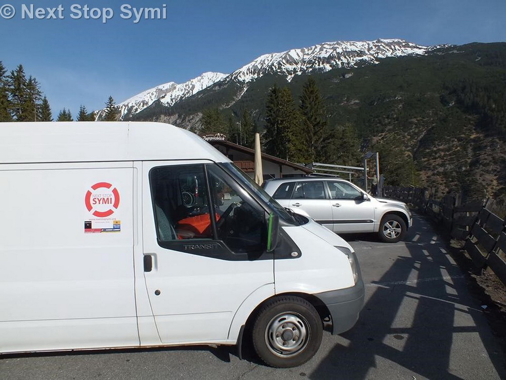 Coffee break on the Fern Pass
