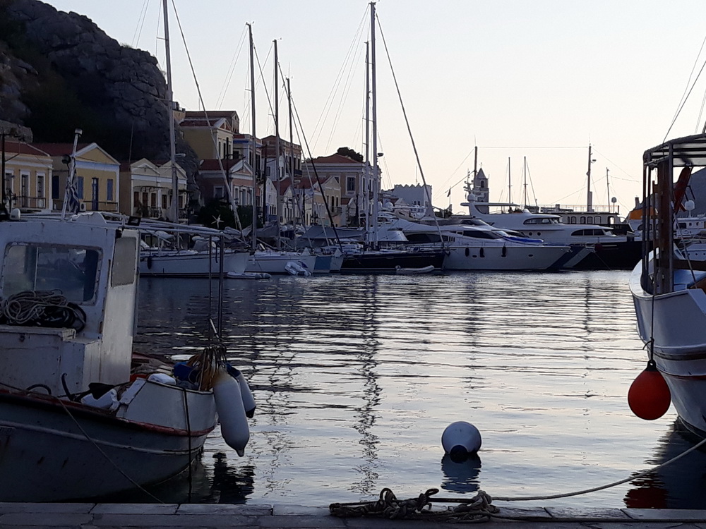 Yialos, early Sunday morning