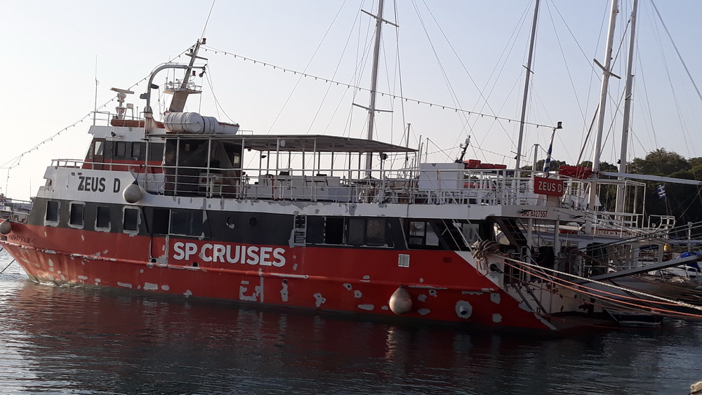 The Zeus. Waiting to be tidied up for summer?